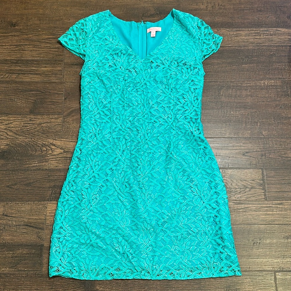 Lilly Pulitzer teal lace shift dress